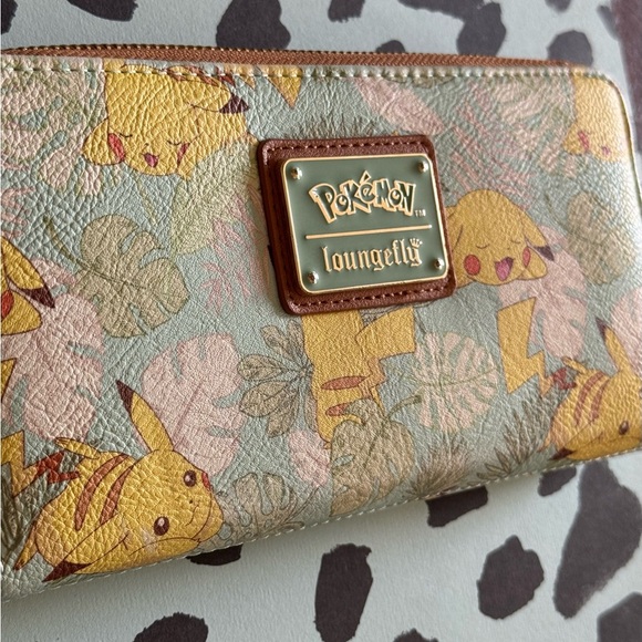 Loungefly Pokemon Pikachu Leaves Wallet - Picture 3 of 14
